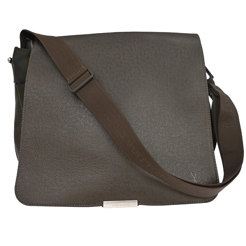 Louis Vuitton Viktor Messenger Taiga Leather